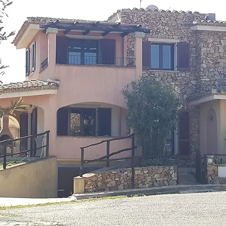 Isabel 2 Вилласимиус