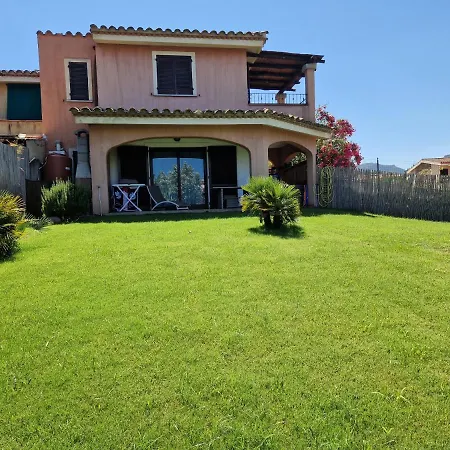 Isabel 2 Villa Villasimius